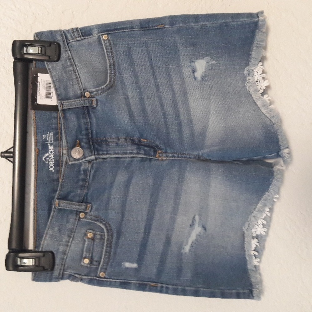 NWT "Jordache" Destructed Midi Light Wash Girls Denim Shorts Size 12